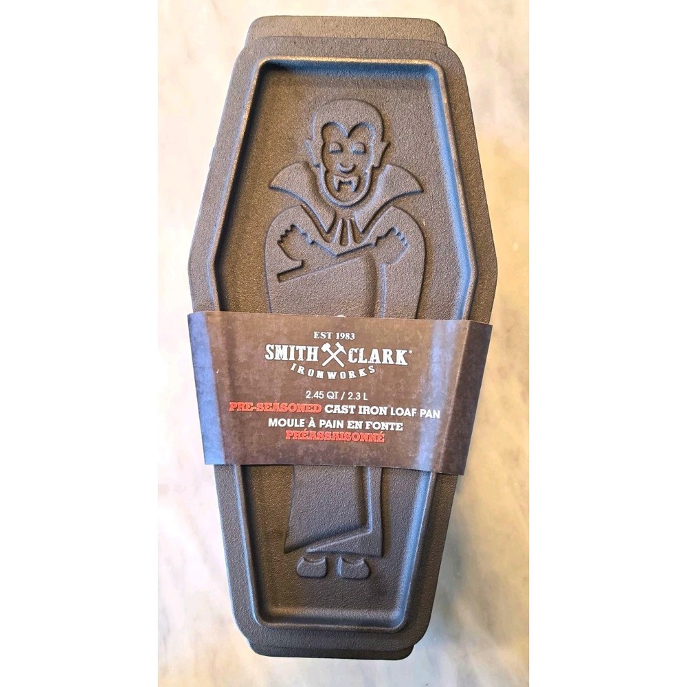 *Rare* Dracula Coffin Cast Iron Loaf Pan- Smith & Clark 2.45 QT